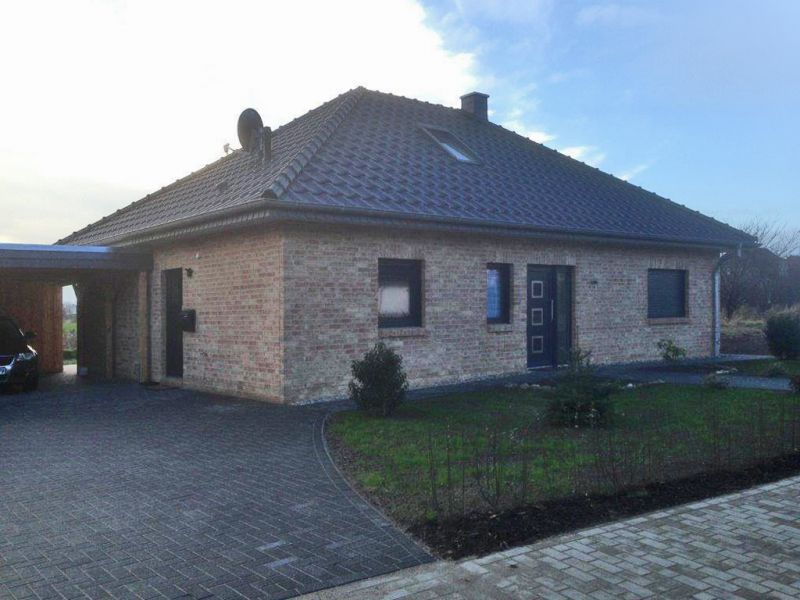 Bungalow Wismar 2015 125 m² WFL DG ausgebaut.jpg